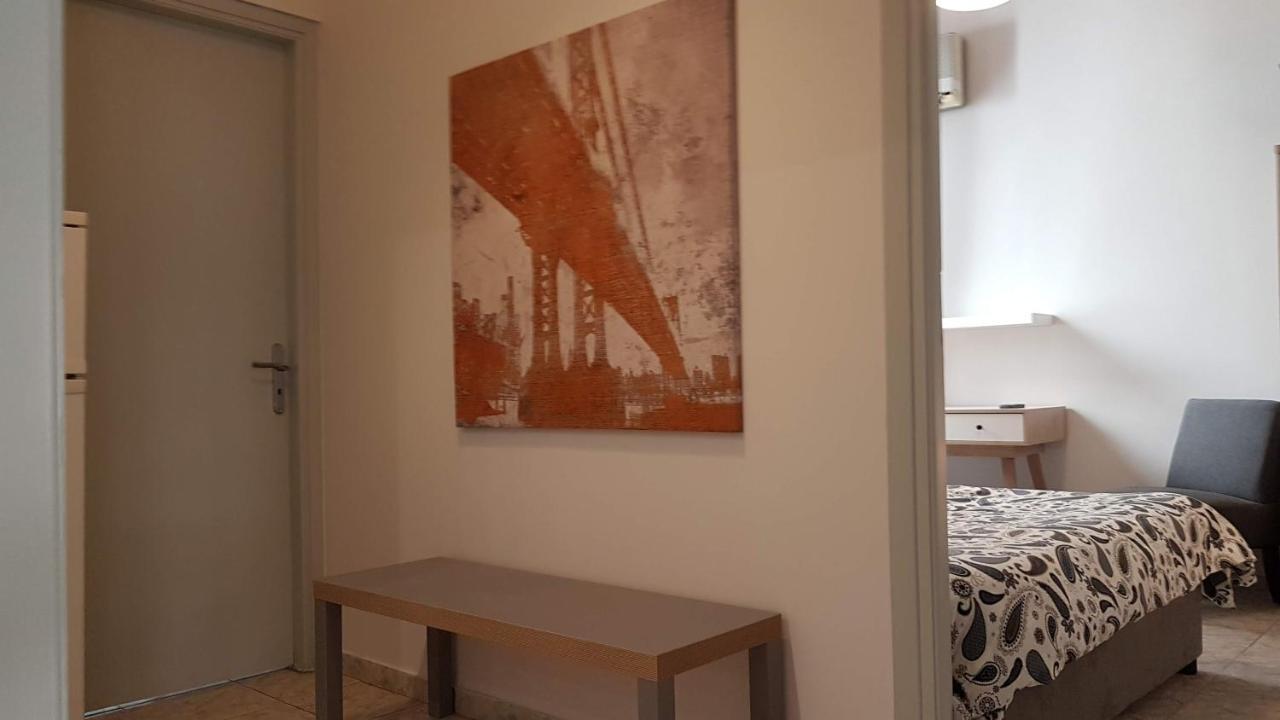 Palette Apartment Champagne - Athens Center, 6 Bd, 3 Bath Exterior photo