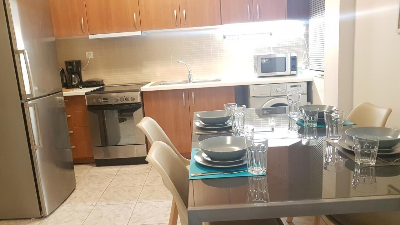 Palette Apartment Champagne - Athens Center, 6 Bd, 3 Bath Exterior photo