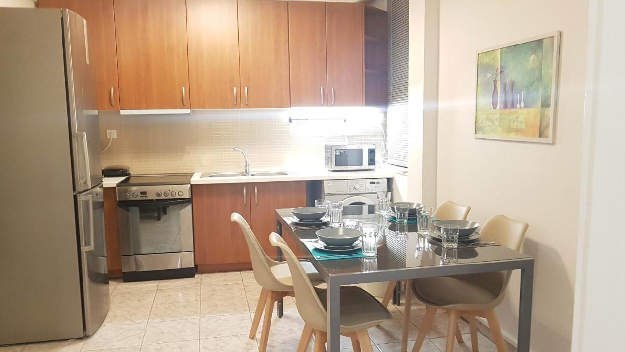 Palette Apartment Champagne - Athens Center, 6 Bd, 3 Bath Exterior photo